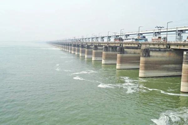 গঙ্গার পানিবণ্টন চুক্তিতে নতুন কূটনৈতিক উদ্যোগ, দীর্ঘমেয়াদি সমাধানে বাংলাদেশের জোর