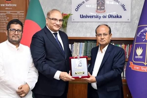 বাংলাদেশ–পাকিস্তানের মধ্যে উচ্চশিক্ষা, গবেষণা ও শিক্ষার্থী বিনিময় সম্প্রসারণে নতুন উদ্যোগ