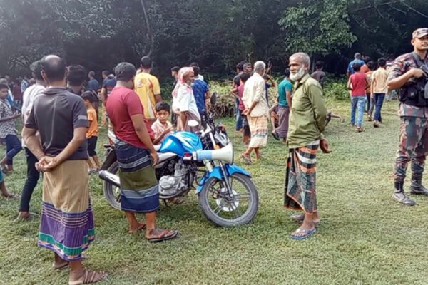 দিনাজপুর ও ঝিনাইদহ সীমান্তে ১৫ জনকে পুশইনের চেষ্টা, বিজিবির বাধায় ব্যর্থ বিএসএফ
