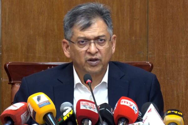 কুমিল্লা বিশ্ববিদ্যালয়ের শিক্ষকের ছেলে ইশায়াত শাহরিয়ার অপ্রতিম হত্যার বিচার দ্রুত সম্পন্ন করার জোরালো আশ্বাস স্বরাষ্ট্রমন্ত্রীর