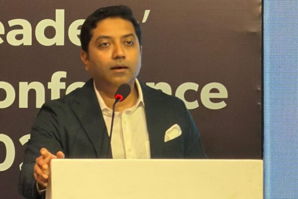 বাংলা ও ইংরেজি মাধ্যমের কারিকুলামে সামঞ্জস্য আনা হবে: গণশিক্ষা প্রতিমন্ত্রী ববি হাজ্জাজ